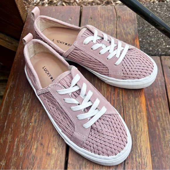 LUCKY BRAND DANSBEY SNEAKERS SIZE 7.5 - Picture 1 of 12